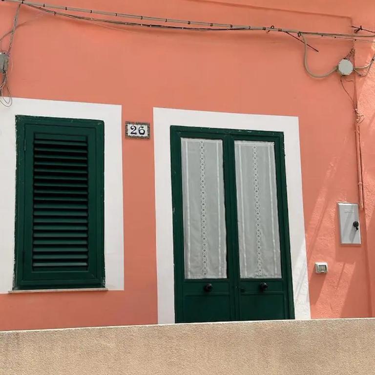 Isolé House - Two-Bedroom House - 12