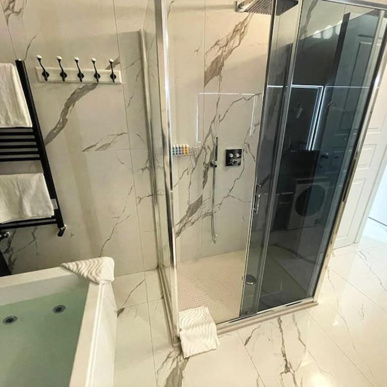 Casa Ela - Appartamento con 2 Camere da Letto - 54