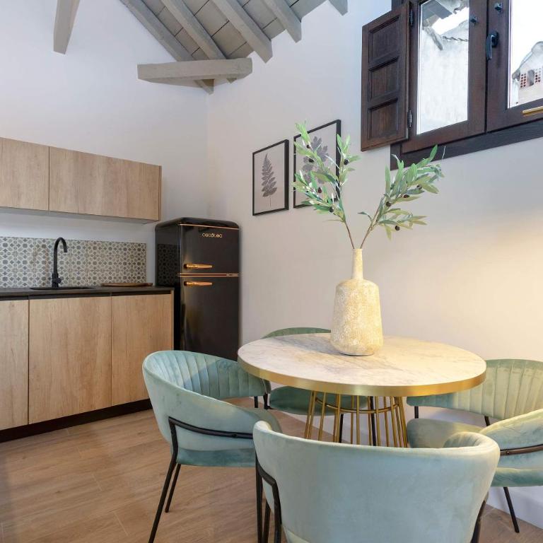 Genteel Home Horno Marina - One-Bedroom Apartment with Terrace - 7