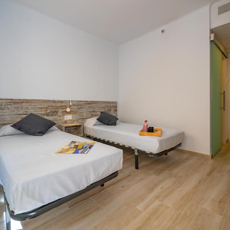 Agi Gloria Rooms - Habitación Doble con ducha - 2 camas - 11