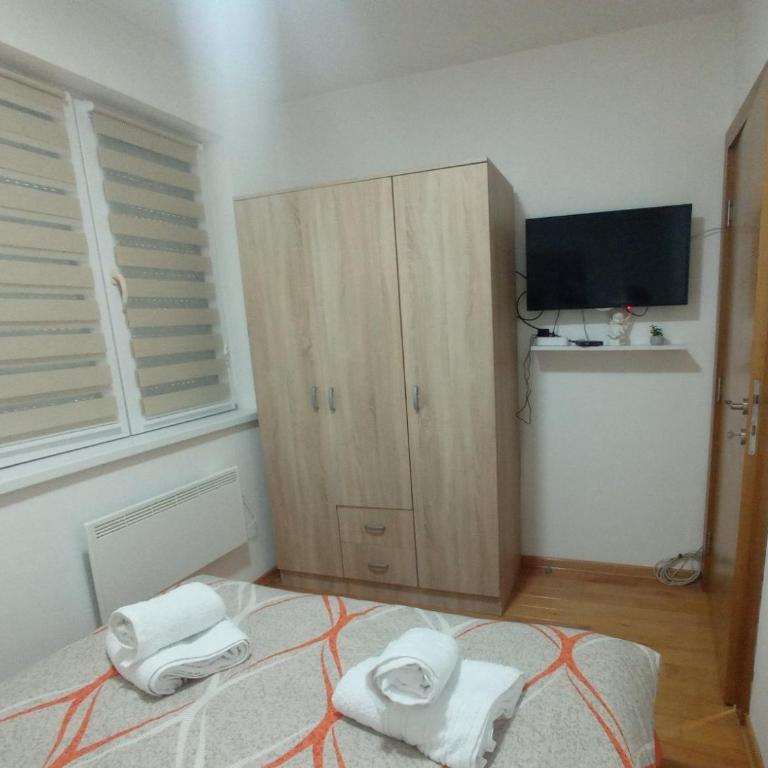 Apartman Bubili - One-Bedroom Apartment - 2