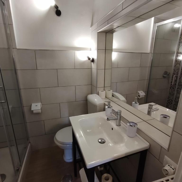 Giubbonari Street - Camera Deluxe (2 Adulti + 1 Bambino) - 14
