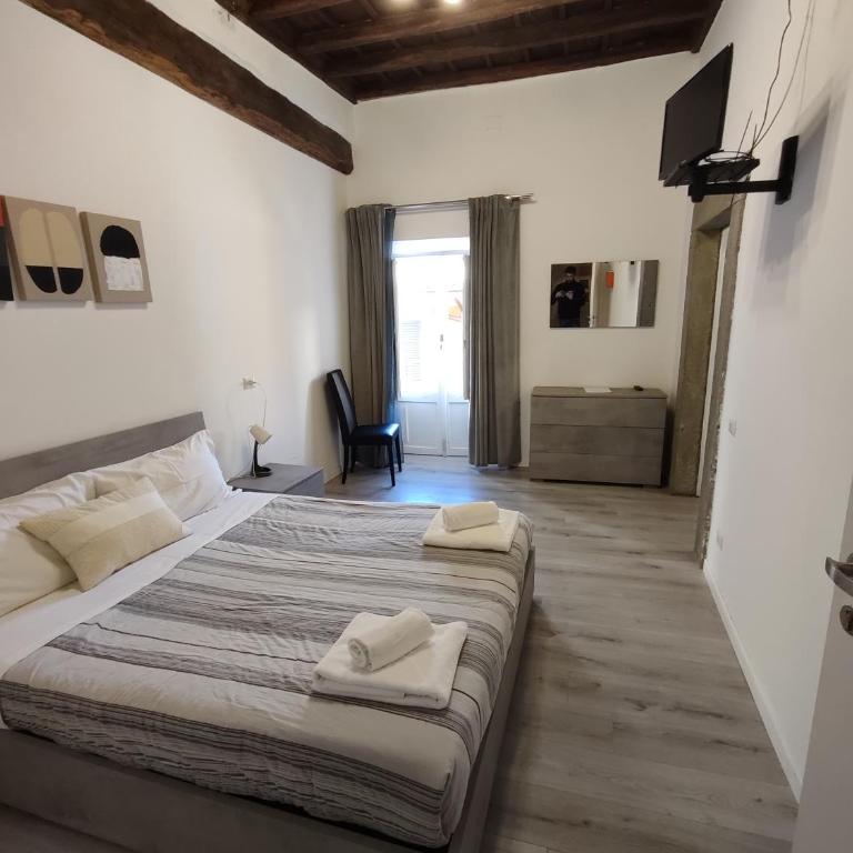 Giubbonari Street - Camera Deluxe (2 Adulti + 1 Bambino) - 4