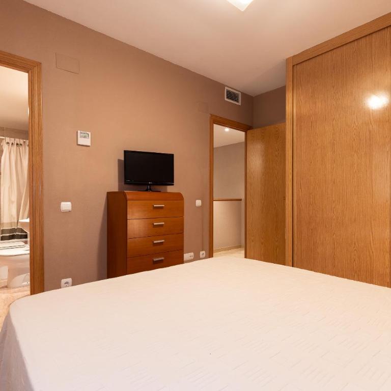 UHC GOLDEN PINEDA APARTMENTS - Duplex Apartment - 9