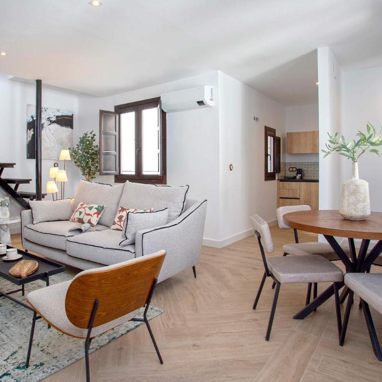 Genteel Home Horno Marina - Two-Bedroom Apartment - 11