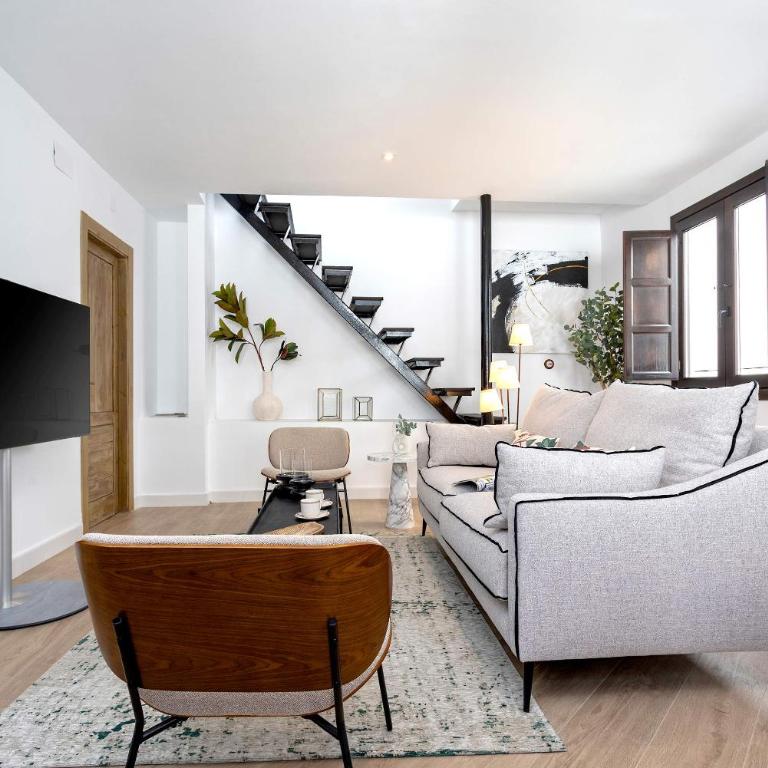 Genteel Home Horno Marina - Two-Bedroom Apartment - 12