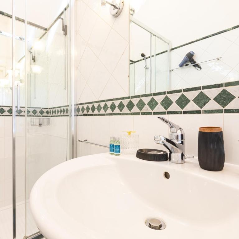 Spanish Steps Exclusive Apartment - Appartamento con 2 Camere da Letto - 7