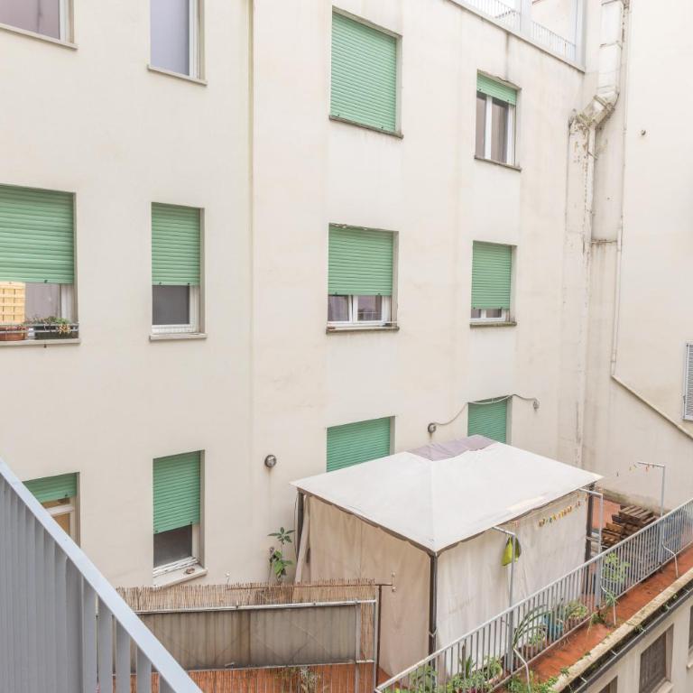 La Finestra sul Centro, Bologna By Short Holidays - Apartment - 31