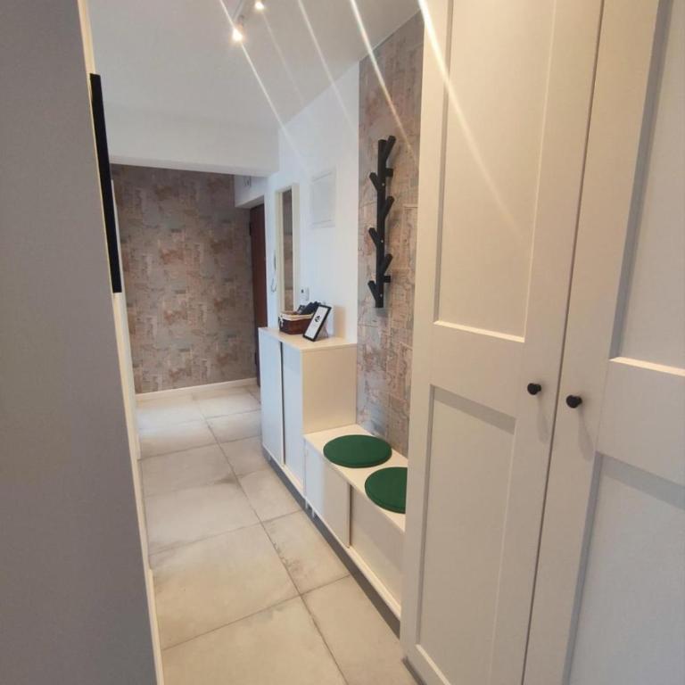 Babalina's Place - One-Bedroom Apartment - 14