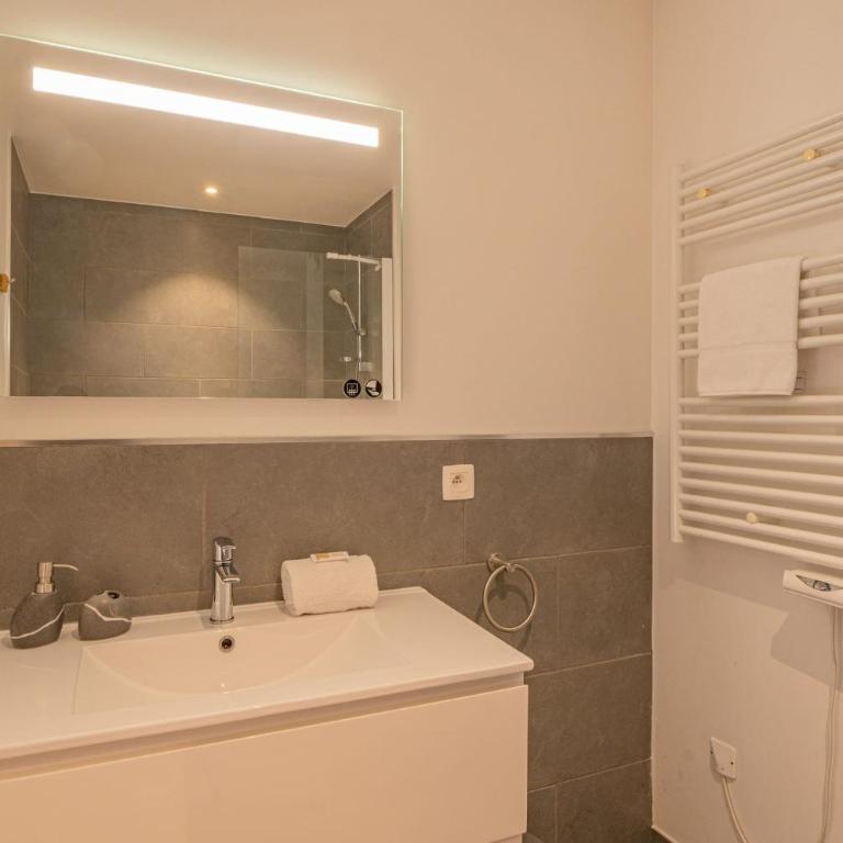 Grand Paradis- Modern 3 bedroom apartment with spectacular views - Appartement - 12