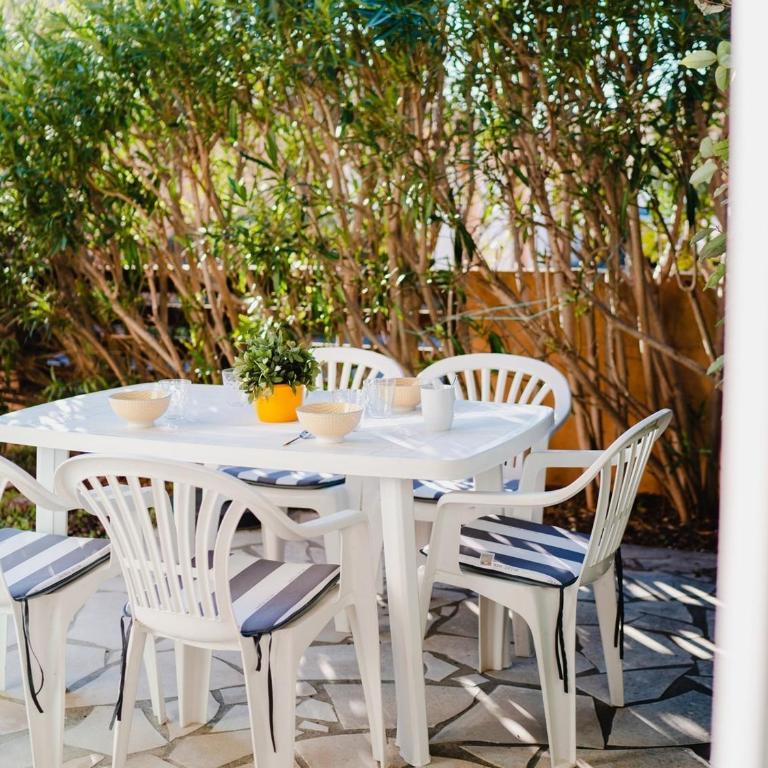 Pavillon 4 pièces avec garage, terrasse, et tout confort à Narbonne-Plage, 5 couchages - Villa 3 Chambres - 16
