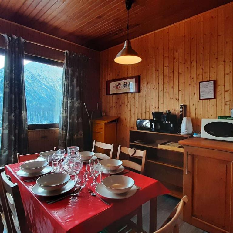Appartement 3 pièces pour 6 au ski avec parking à Montgenèvre - FR-1-330D-13 - Appartement (6 Adultes) - 17