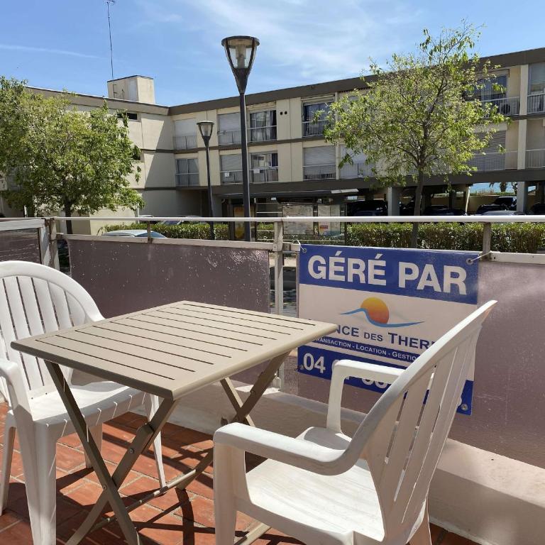 Grand T1 climatisé avec garage privatif proche des Thermes - Terrasse ensoleillée - FR-1-553-52 - Apartment (2 Adults) - 16
