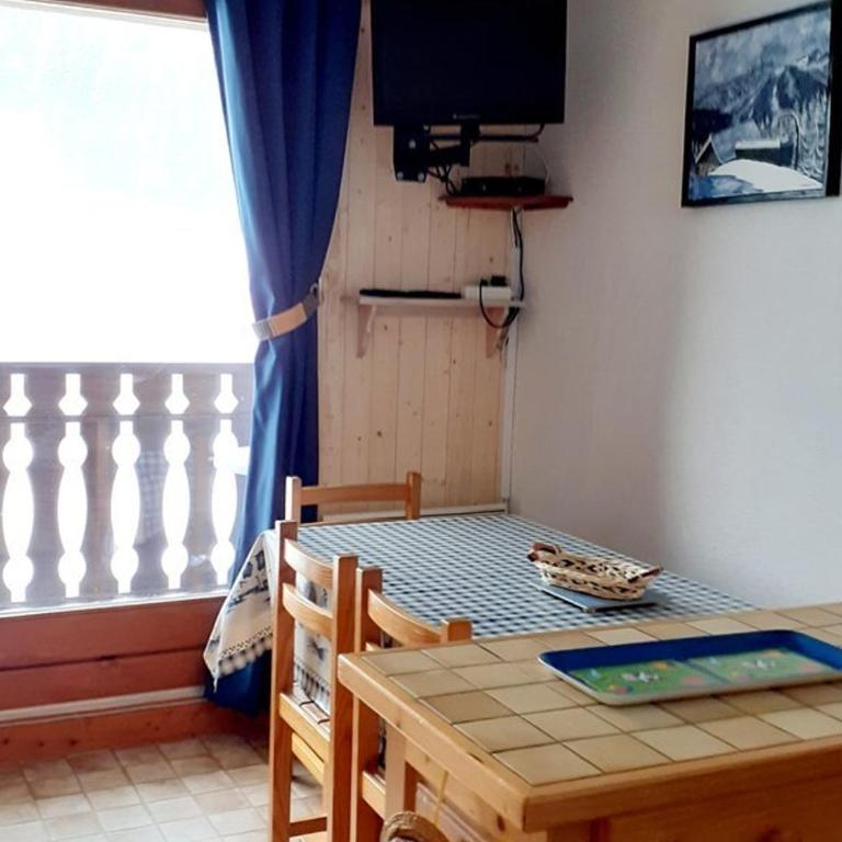 Studio avec balcon sud dans un écrin de verdure, Le Biot - Studio - 1