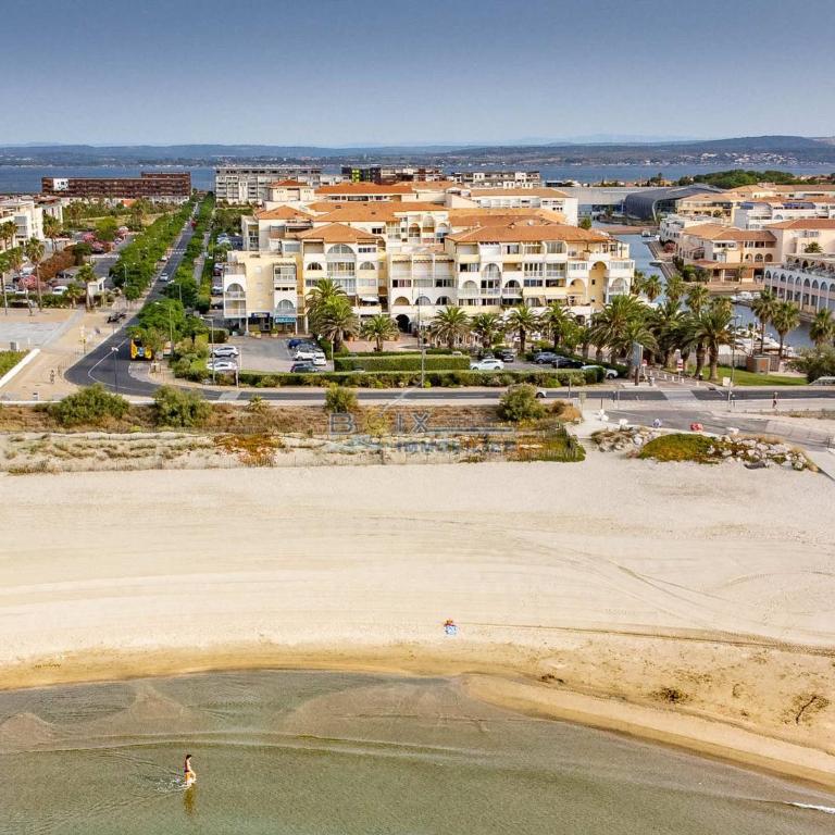 T2 Cabine avec Terrasse et Parking Privé à Sète - FR-1-472-103 - Appartement (6 Adultes) - 13
