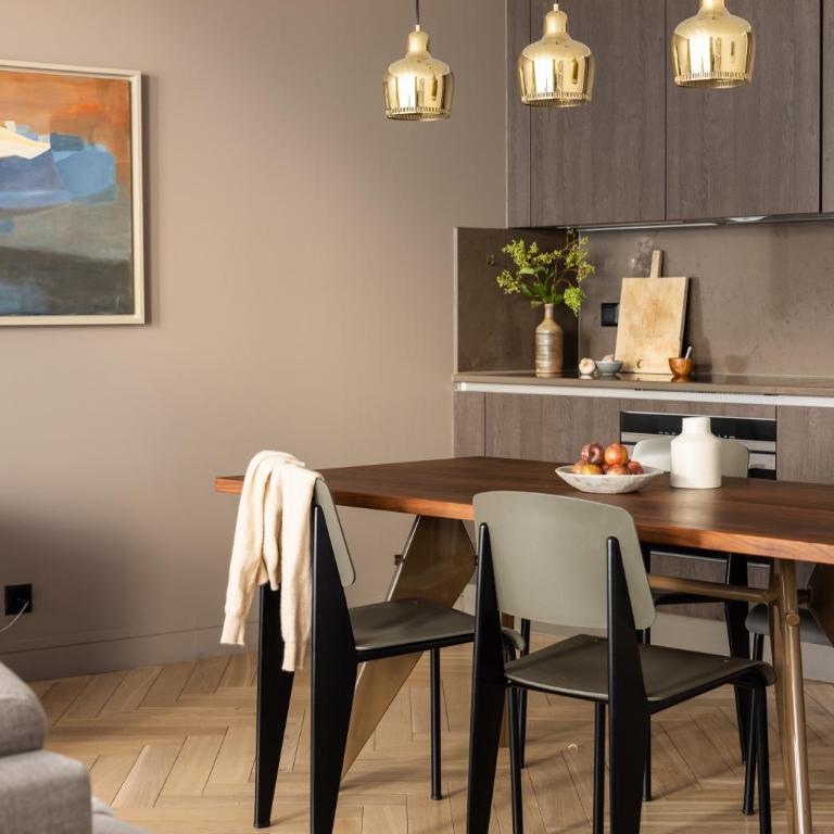 The Hamlet - Luxury Serviced Apartments - Townhouse One-Bedroom - 24
