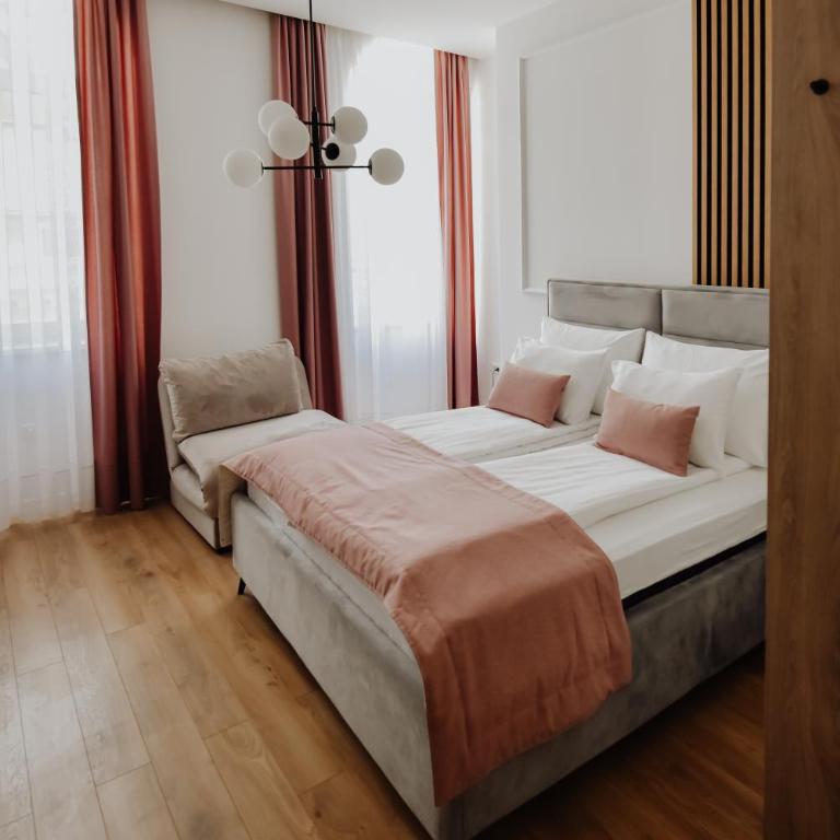 Lux City Apartments & Rooms - Deluks Dvokrevetna Soba sa Bračnim Krevetom - 11