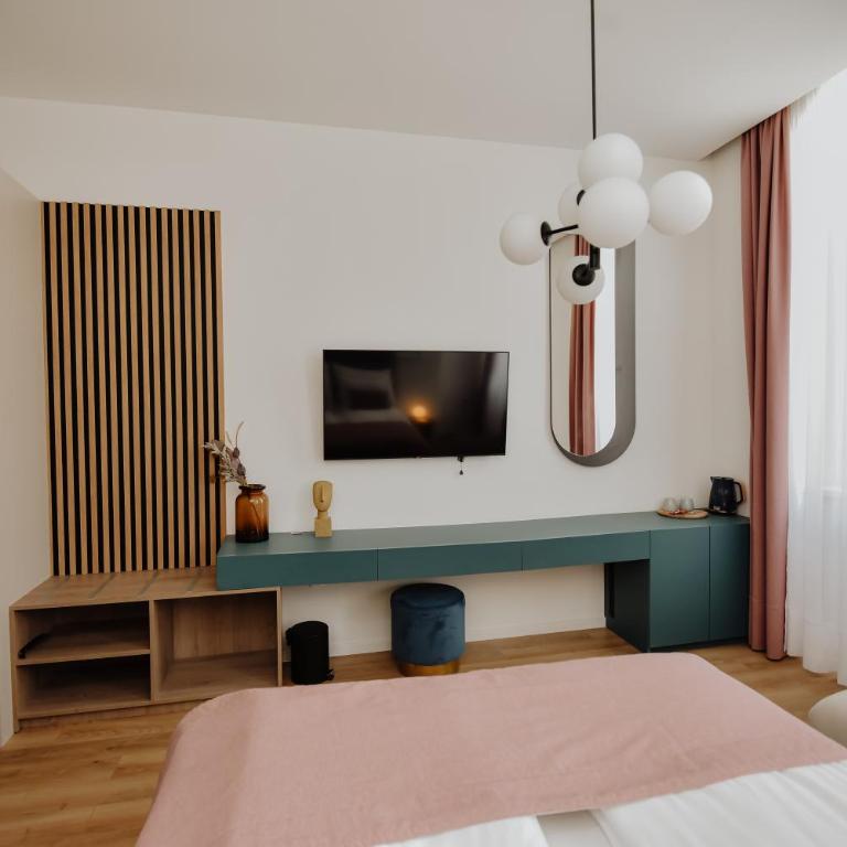 Lux City Apartments & Rooms - Deluks Dvokrevetna Soba sa Bračnim Krevetom - 18