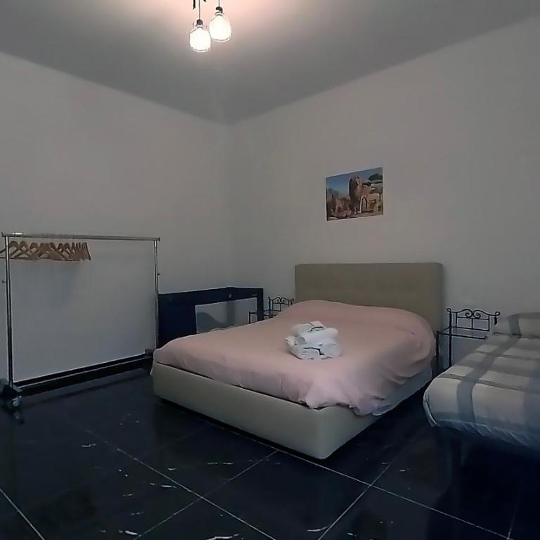 Tra centro e mare - Intero appartamento con parcheggio - Three-Bedroom Apartment - 5