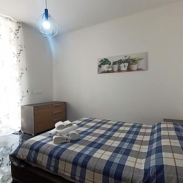 Tra centro e mare - Intero appartamento con parcheggio - Three-Bedroom Apartment - 14