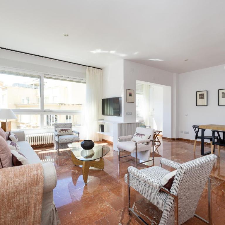 ChezmoiHomes Gran Via Cathedral - Superior Apartment - 1