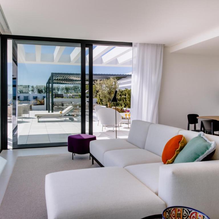 THE FLAG HOTEL Marbella, Estepona Adult Recommended - Ático - 2