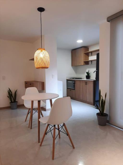 Cozy Apartment in Historic Prado with adjustable desk and 4K Monitor - One-Bedroom Apartment - 6