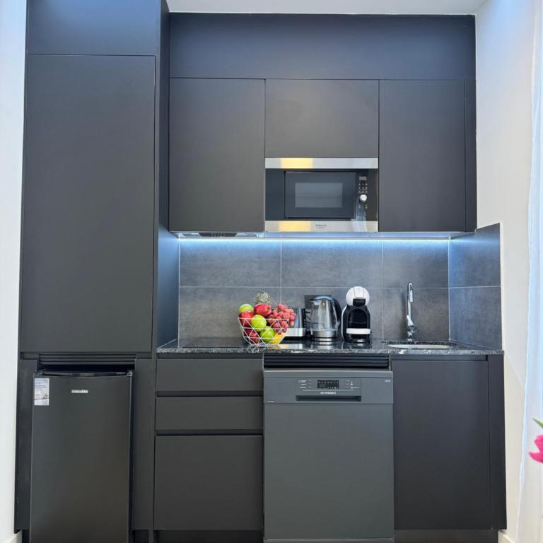 Apart-hotel Happy Life - Studio Apartment - 12