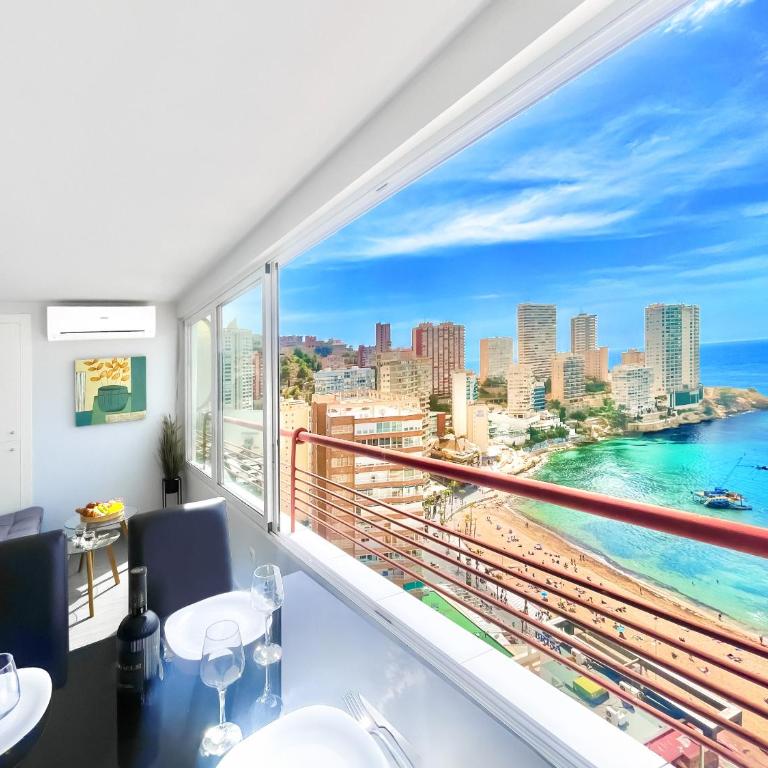 Sky 21-floor Frontline Levante Coblanca Apartment - Apartment - 2