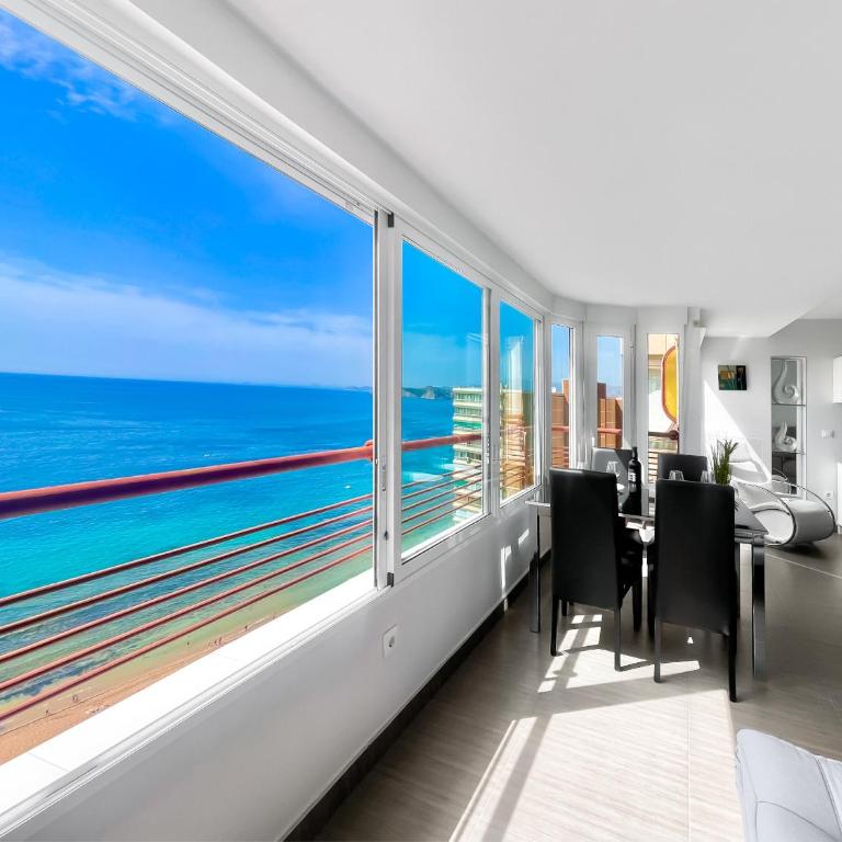 Sky 21-floor Frontline Levante Coblanca Apartment - Apartment - 6