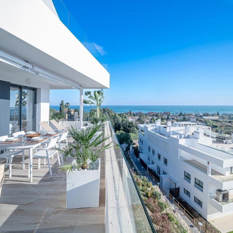 One80 Residences New corner Apartment with amazing sea view to Gibraltar & Africa - Apartamento de 3 dormitorios - 1