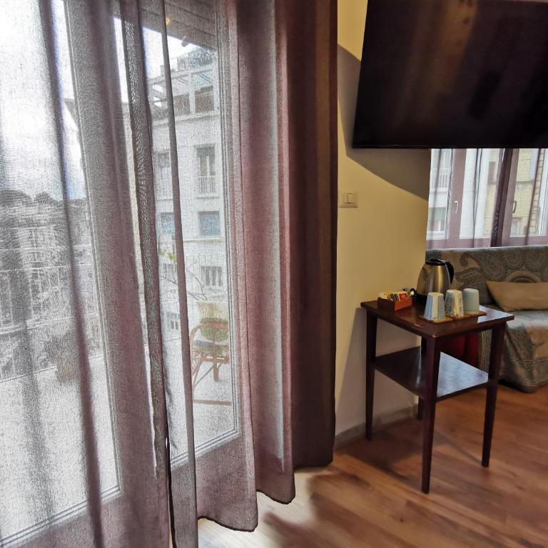 La Finestra Sul Mondo B&B - Camera Quadrupla Deluxe - 8