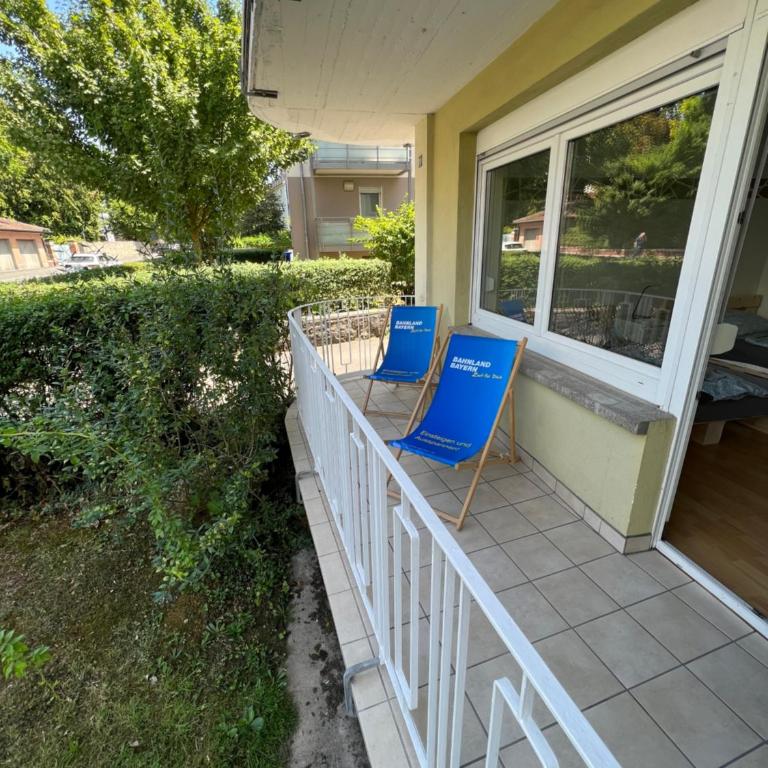 Privatzimmer nähe Residenz und Innenstadt - Vierbettzimmer mit Balkon - 1