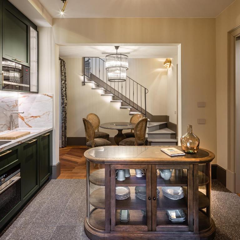 This Time Tomorrow in Florence - Two-Bedroom Apartment with View - 6