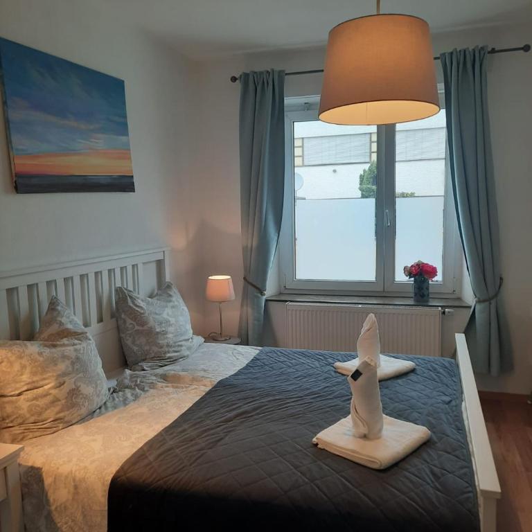 Gemütliche Wohnung zentral Augsburg - Two-Bedroom Apartment - 9