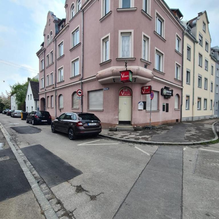 Gemütliche Wohnung zentral Augsburg - Two-Bedroom Apartment - 18