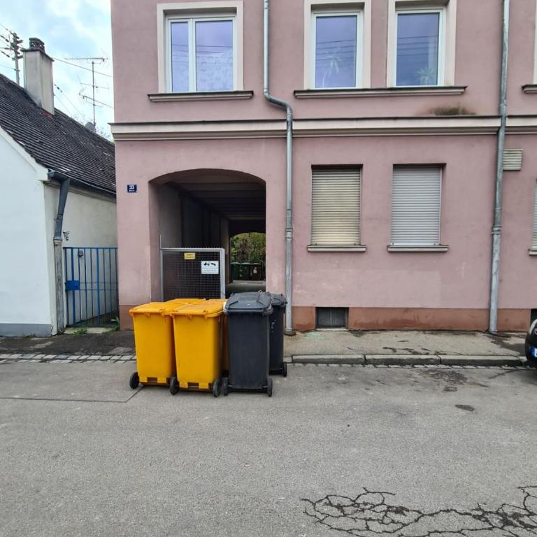 Gemütliche Wohnung zentral Augsburg - Two-Bedroom Apartment - 19