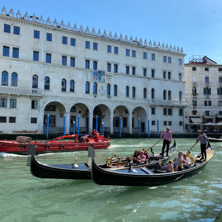 Ve-Nice Rialto Apartment - Appartamento con 3 Camere da Letto - 35
