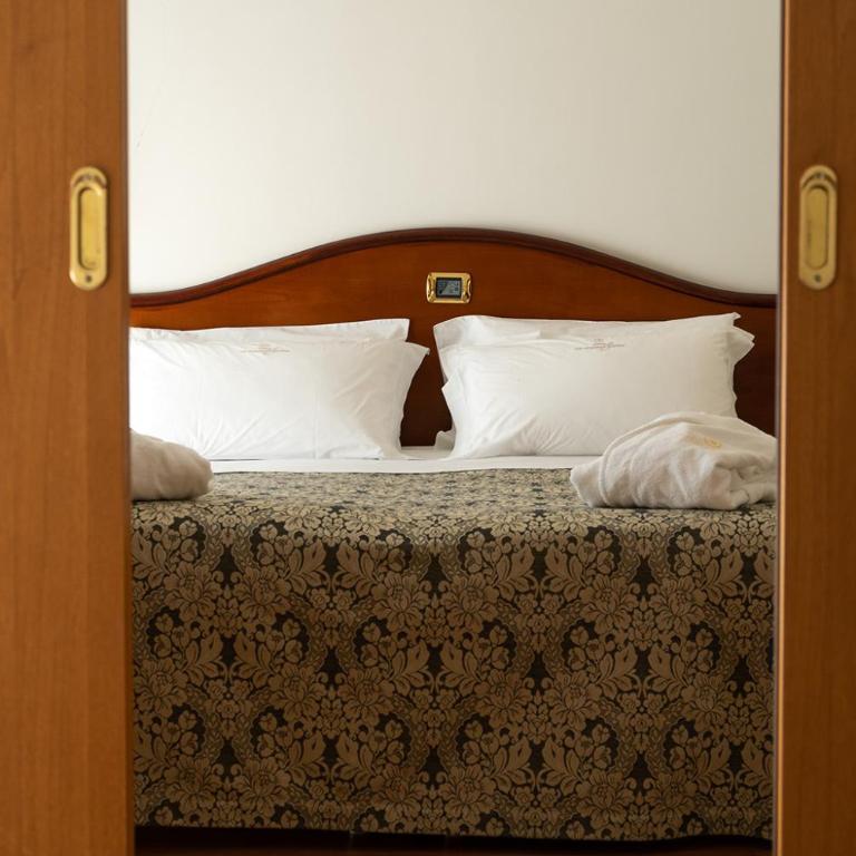 Hotels Vidi Miramare & Delfino - Suite with Lateral Sea view - 9