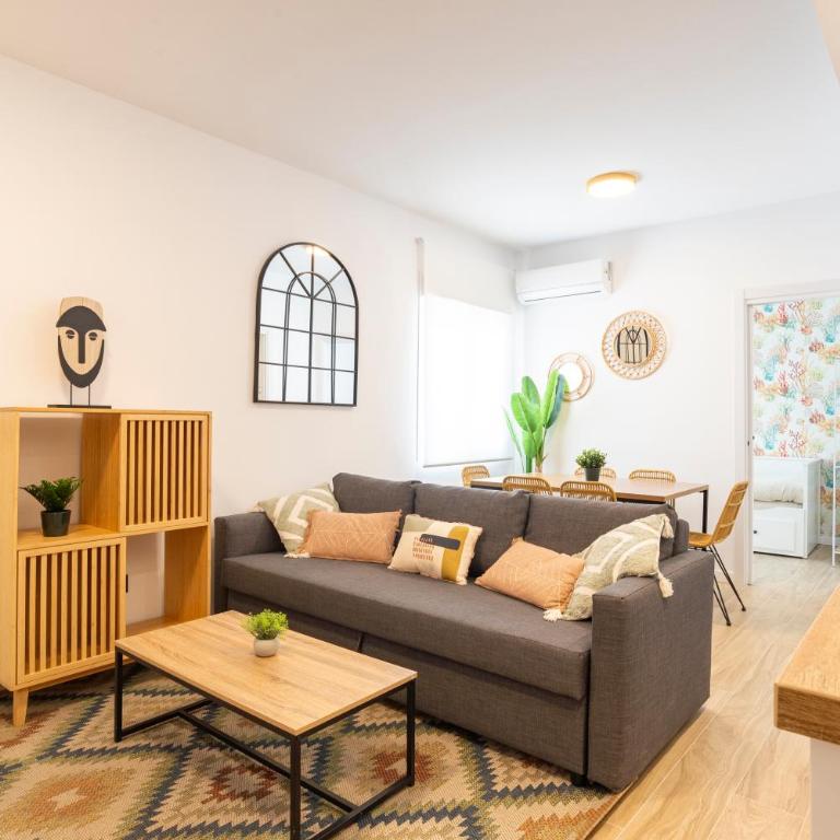 II Cozy & Modern Apartment AYR - Three-Bedroom Apartment - 1