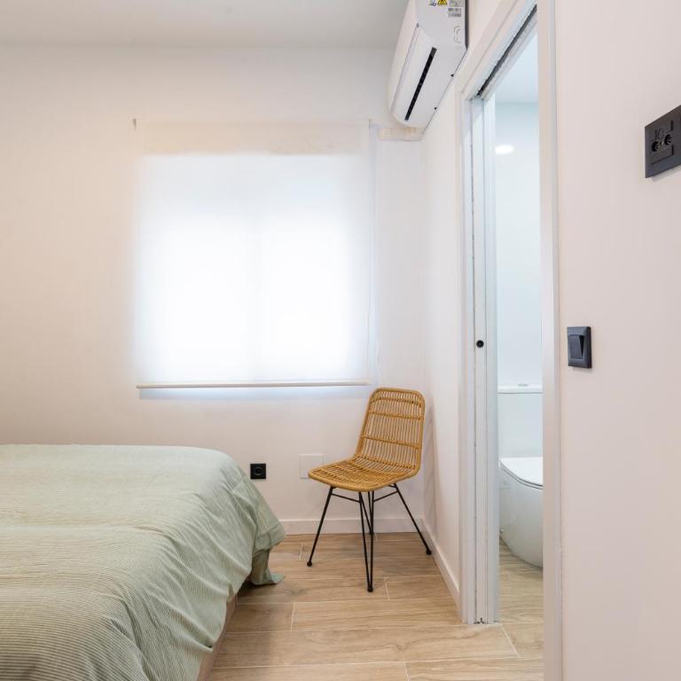 II Cozy & Modern Apartment AYR - Three-Bedroom Apartment - 29
