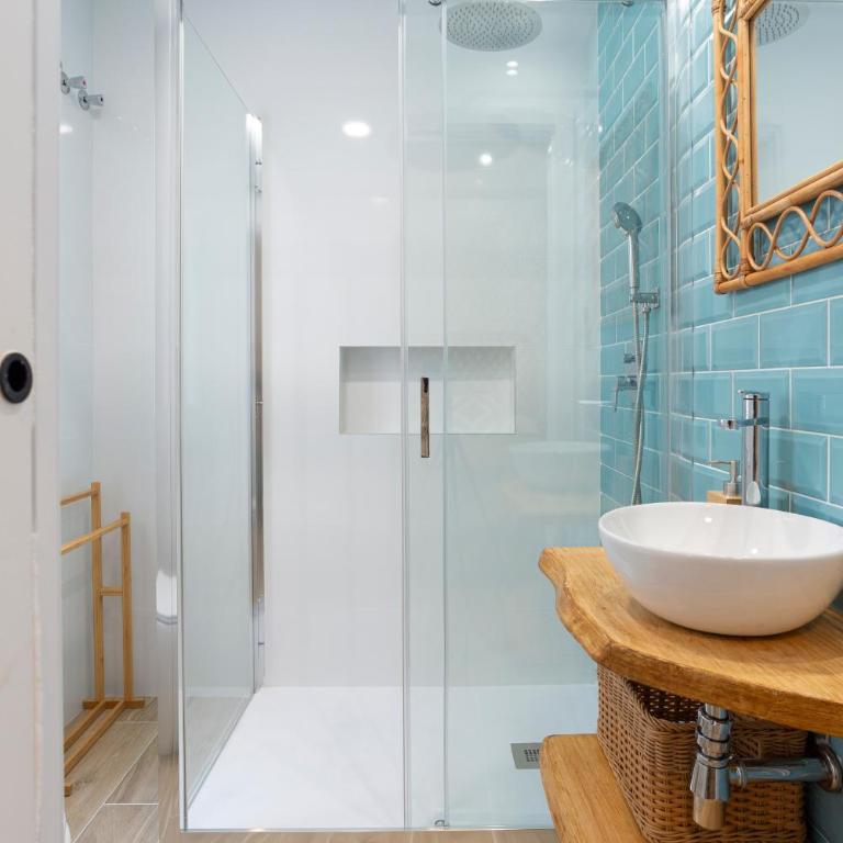 II Cozy & Modern Apartment AYR - Three-Bedroom Apartment - 24