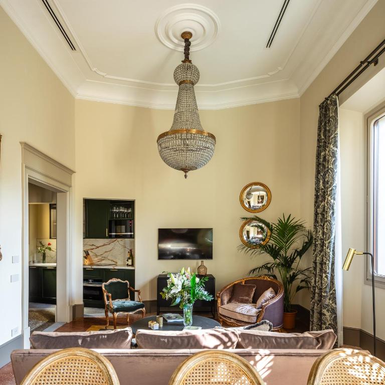 This Time Tomorrow in Florence - Two-Bedroom Apartment with Balcony - 4