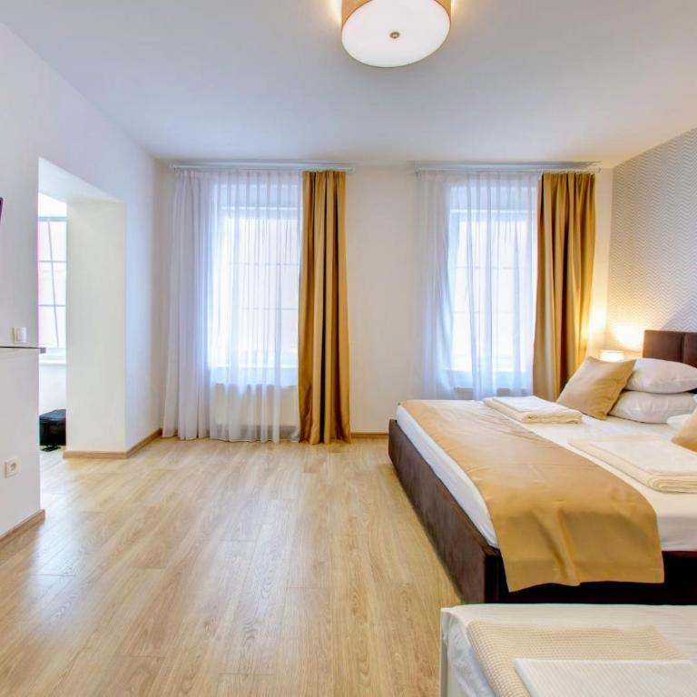 City Center apartments - Apartment with Balcony - 12