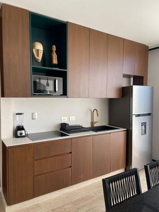 NEW Luxury PH with Private Terrace & Plunge Pool - Three-Bedroom Apartment - 8