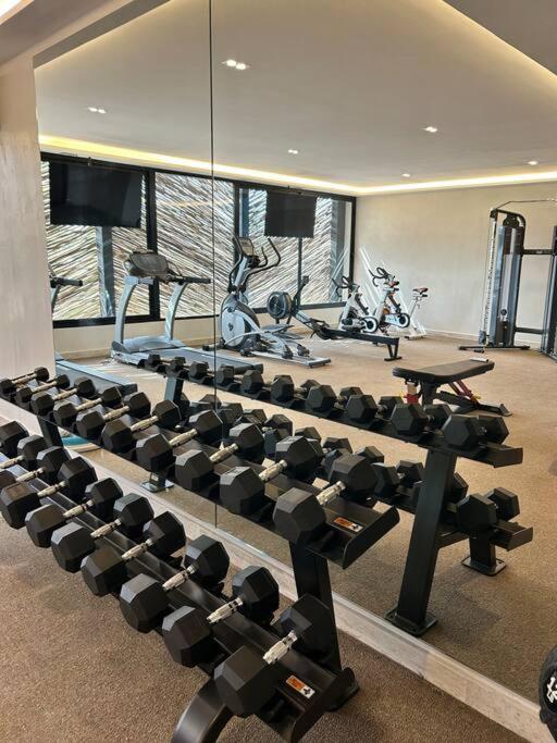 NEW Luxury PH with Private Terrace & Plunge Pool - Three-Bedroom Apartment - 29