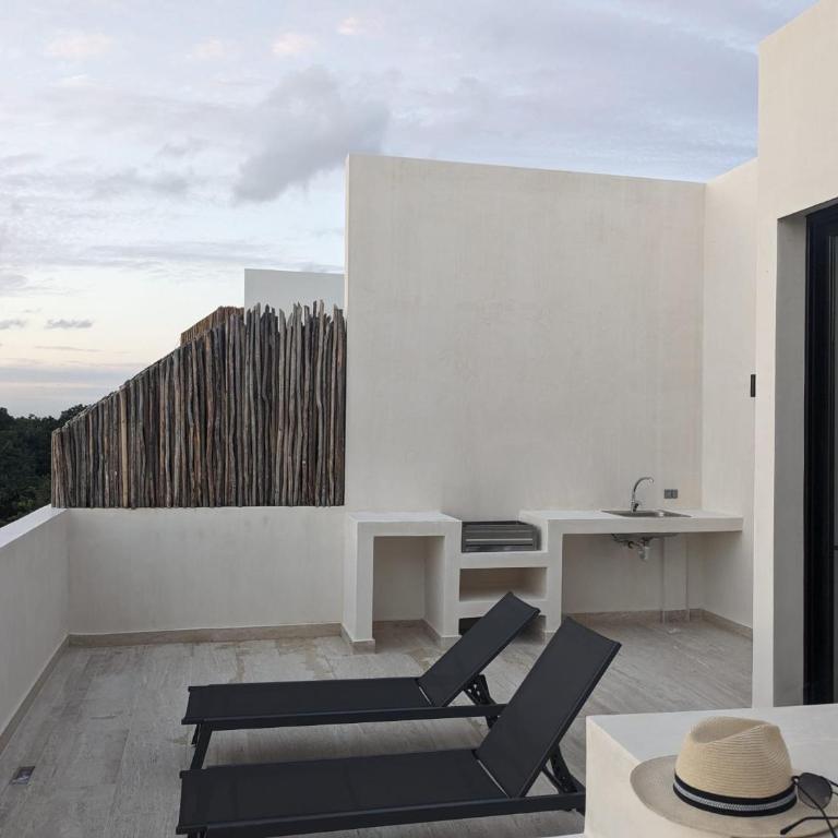 NEW Luxury PH with Private Terrace & Plunge Pool - Three-Bedroom Apartment - 49