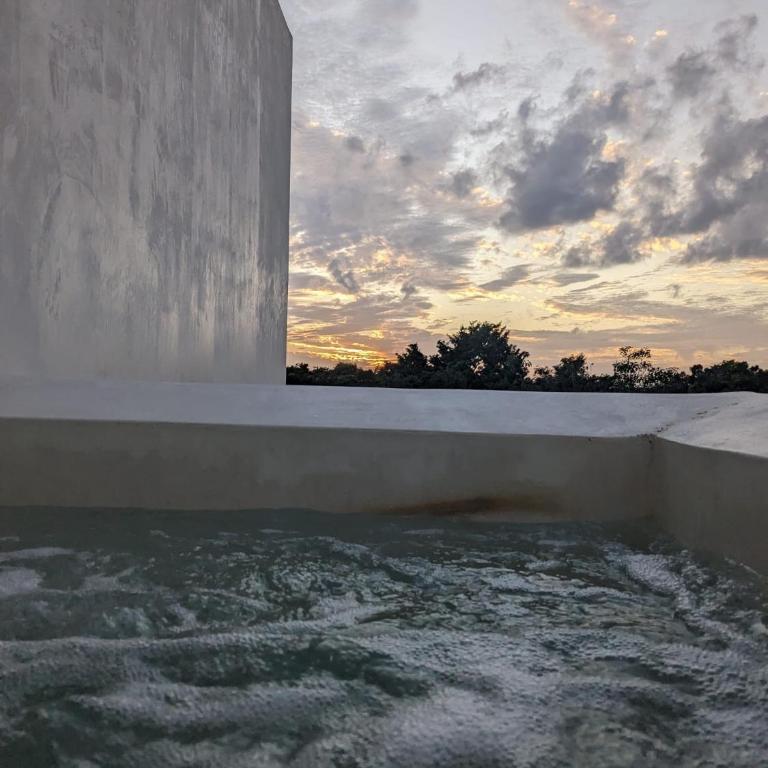 NEW Luxury PH with Private Terrace & Plunge Pool - Three-Bedroom Apartment - 53