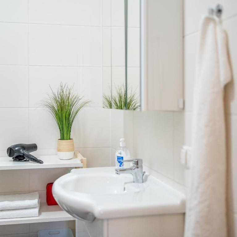 M&O Apartment, Zentral in Innenstadt-& Bahnhofsnähe - PARKGARAGE - Apartment mit 1 Schlafzimmer - 24