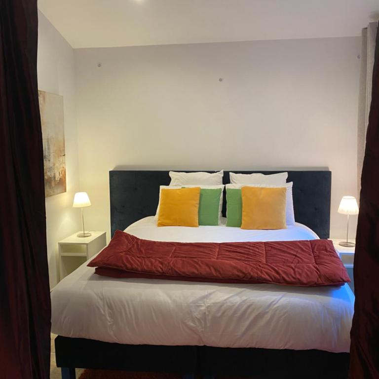 La RENAUDIERE - Two-Bedroom Apartment - 3